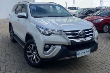 HILUX SW4