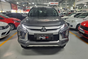 L200 TRITON